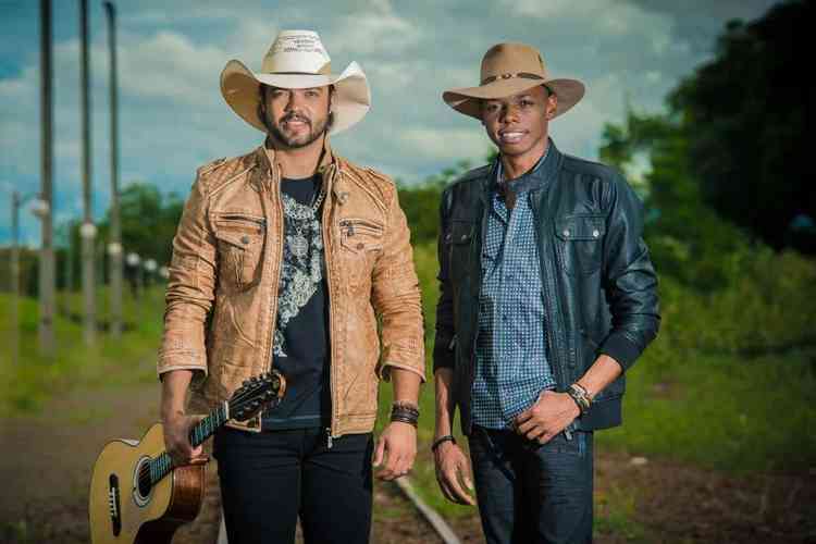 Moda Sertaneja: Estilos e Tendências Country