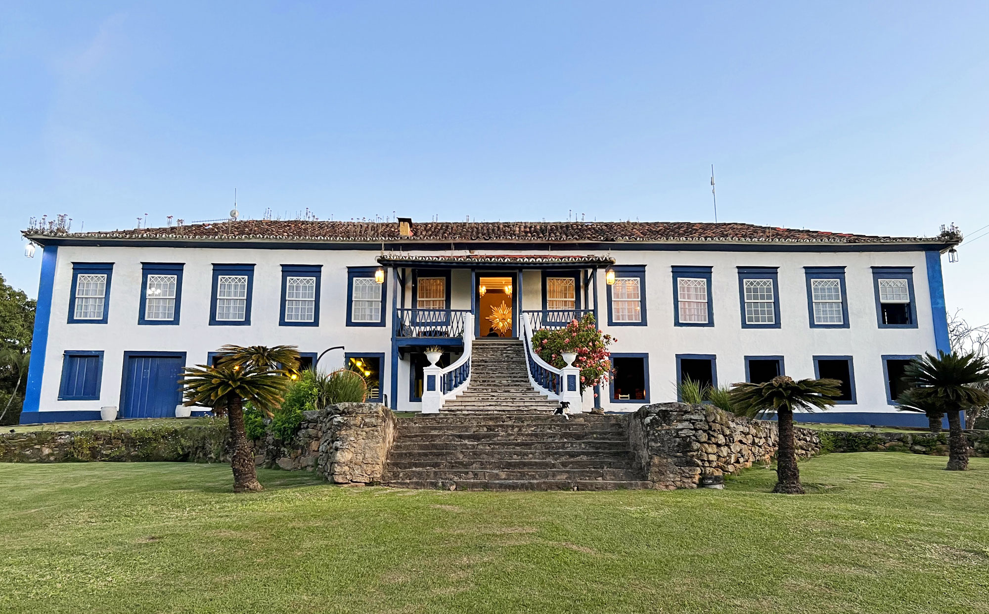 Fazenda histórica em Bananal, São Paulo, com paisagens rurais e arquitetura colonial