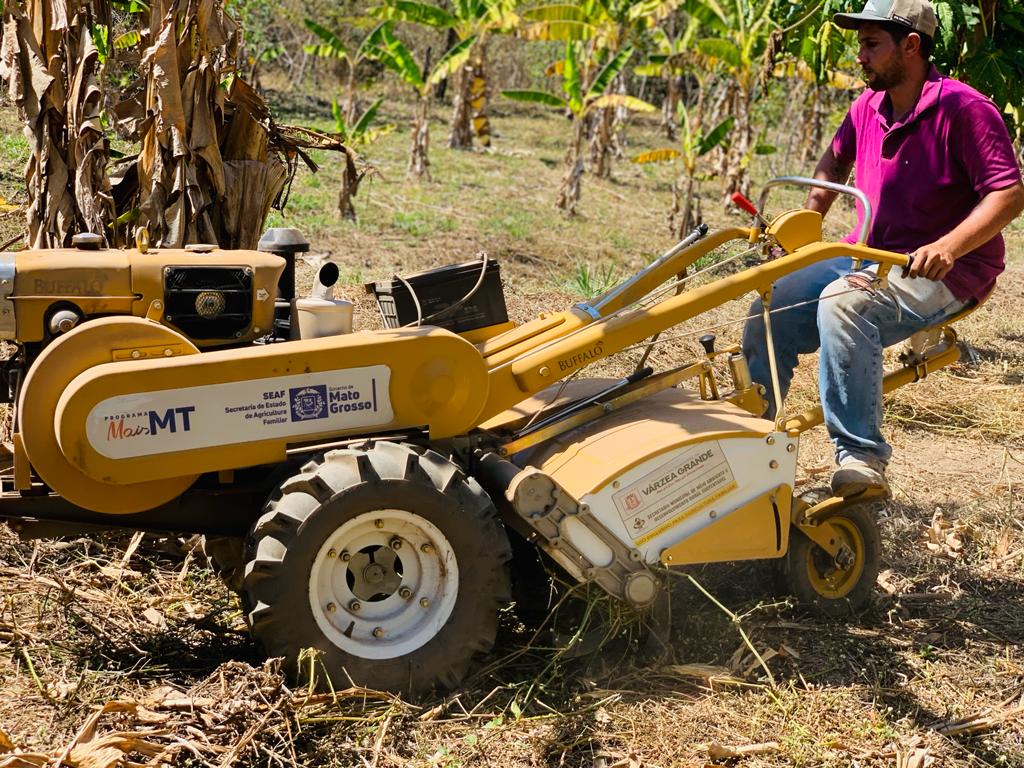 Equipamentos modernos para agricultura familiar