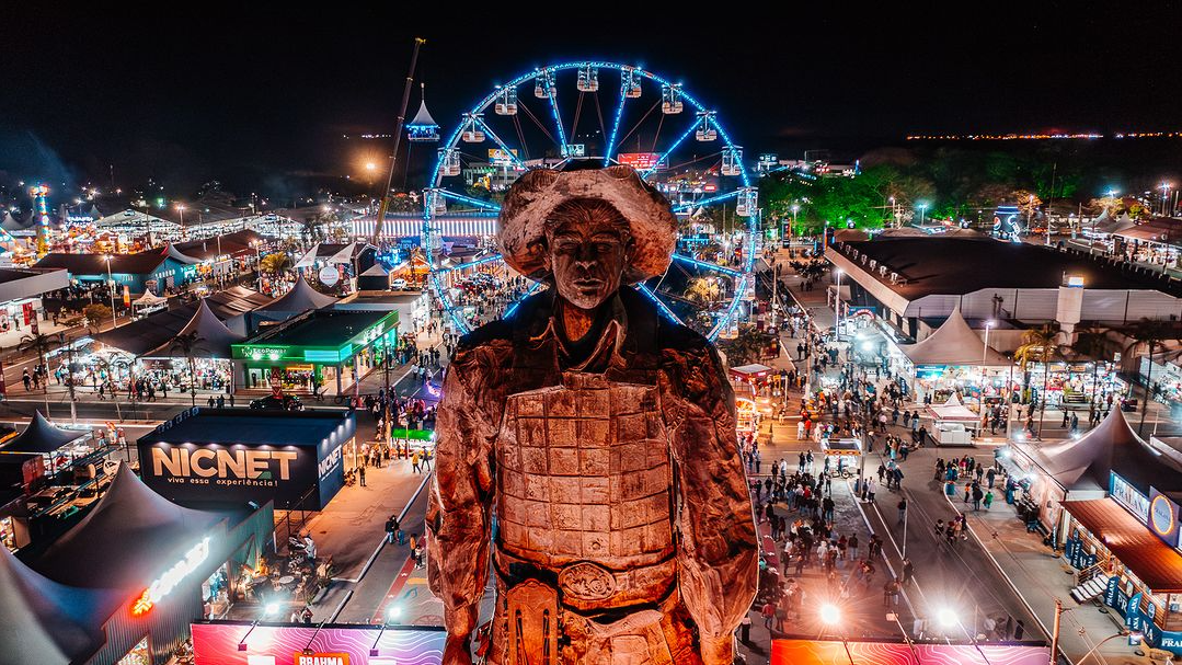 Festa de Barretos com rodeios e apresentações musicais