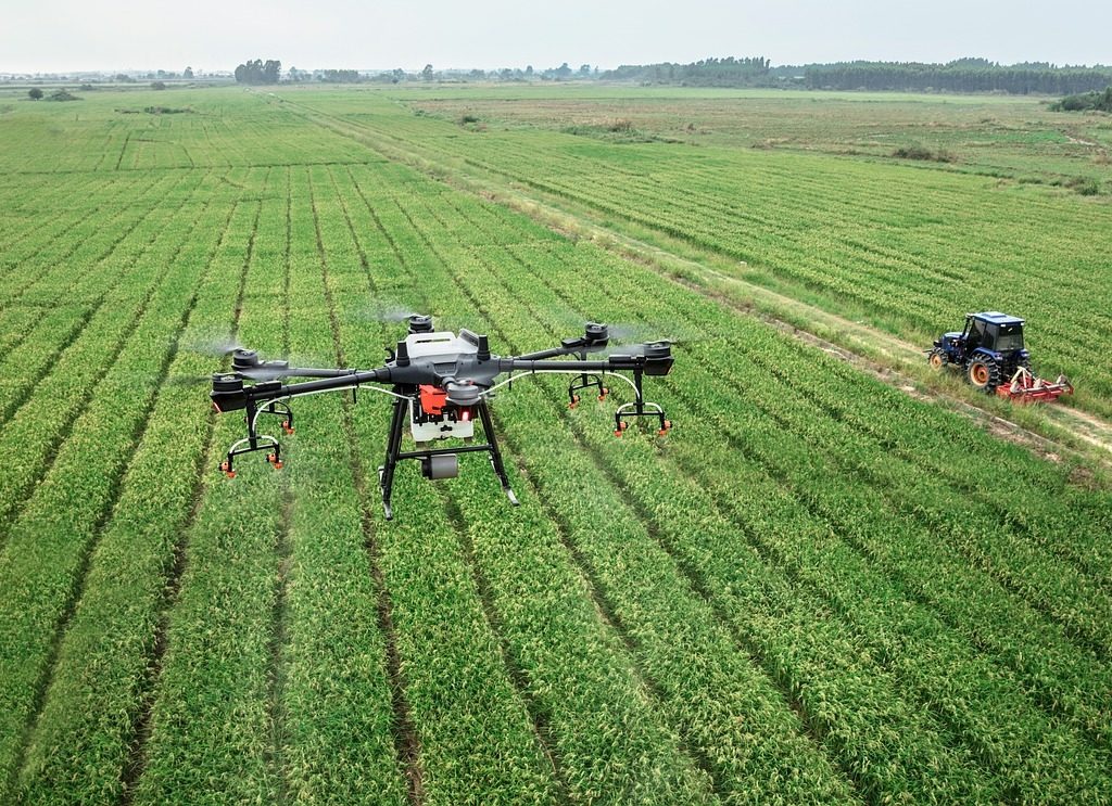 Técnicas de Agricultura de Precisão no campo moderno, com foco em tecnologia e eficiência agrícola.