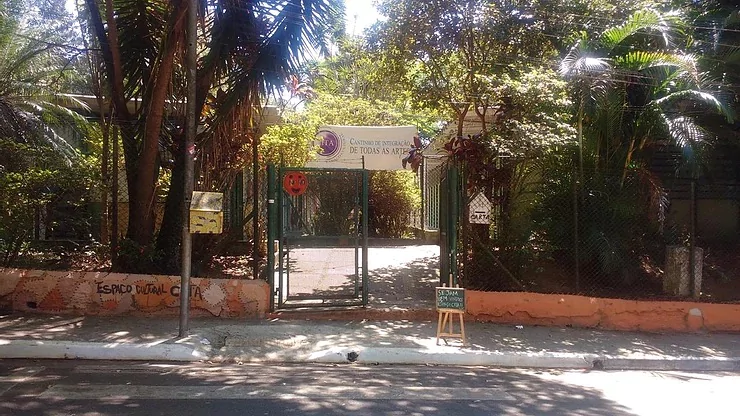 Cultura do campo com tradicional comida caseira e paisagens rurais