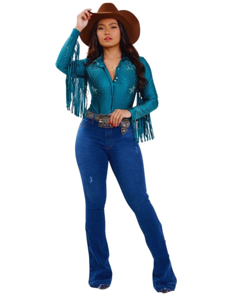 Roupas típicas country exibindo estilo tradicional e autêntico com jeans, chapéus de cowboy e botas de couro.
