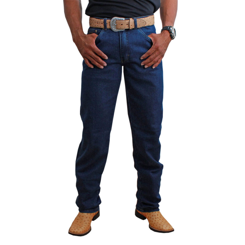 Moda Country Masculina com a Calça Best Rodeio Masculina Stone Plus Size, destacando estilo e elegância.