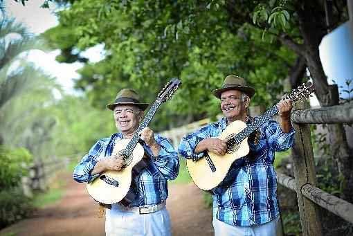 Imagem celebrando a música sertaneja tradicional, representando a cultura caipira brasileira.