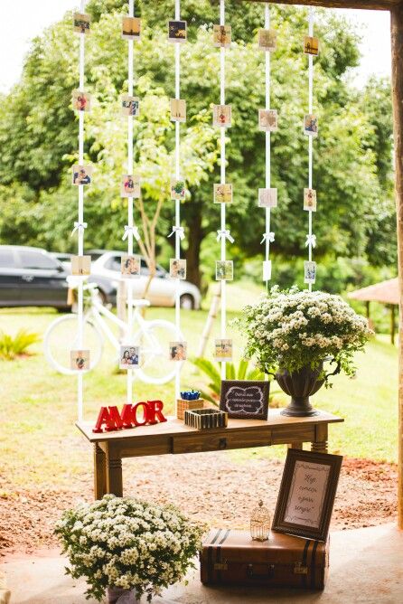 Decoração de casamento rústico ao ar livre com elementos DIY