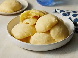 Brazilian Cheese Bread (Pao de Queijo)