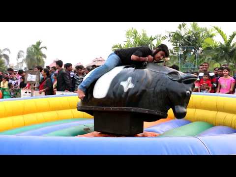 Mechanical Bull Ride Game at Eco Park, Kolkata - YouTube
