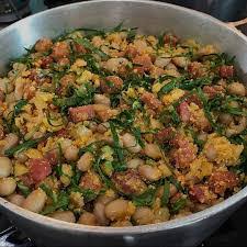 Receita Feijão Tropeiro com Couve: Sabor Mineiro