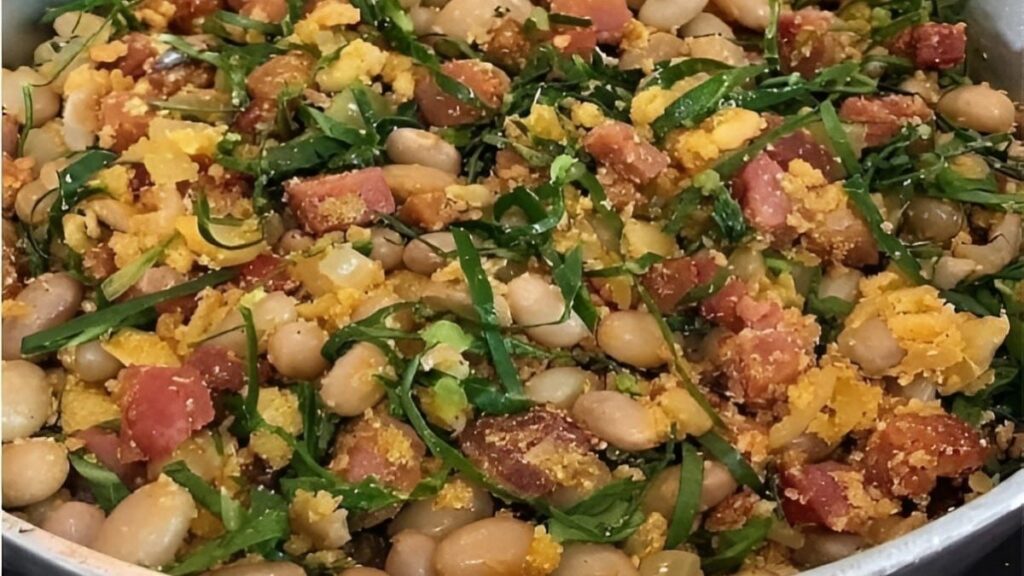 Feijão tropeiro mineiro fácil receita de restaurante rural