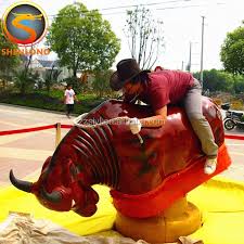 Hot Design Amusement Park Inflatable Rodeo Mechanical Bull Ride
