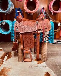 Loja Country em Goiânia | Precisa de sela de team Roping ? Busca na Horseman Shop ! | Instagram