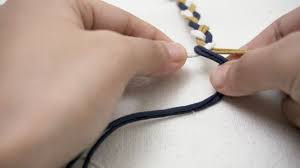 4 Formas de Fazer Pulseiras Trançadas - wikiHow